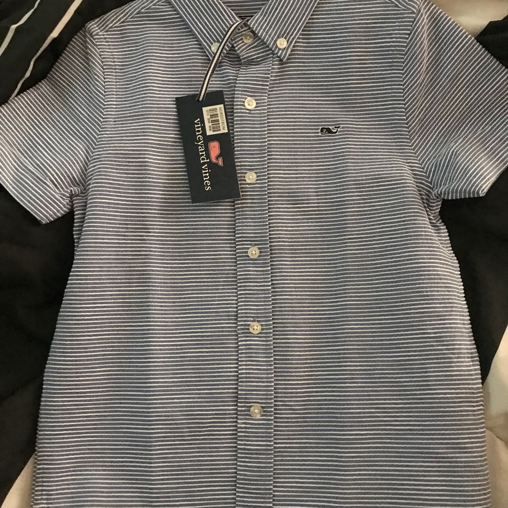 Boys short sleeve textured shirt.